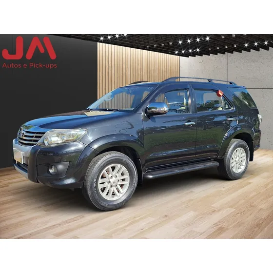 Toyota Hilux Sw4 Sr 4x2 2.7 Flex 16v Aut.