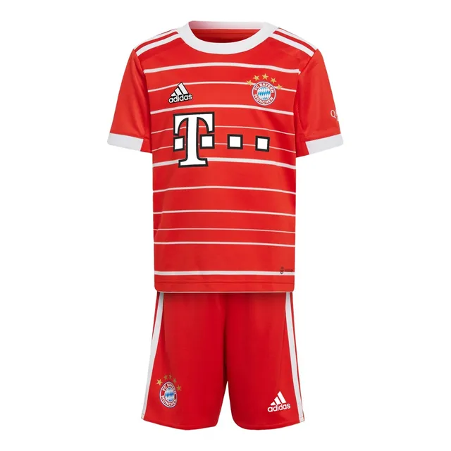adidas Bayern Munich 2022/23 Home Kit.