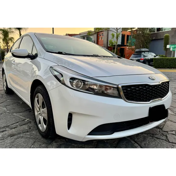 Kia Forte 2.0 L Mt