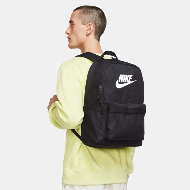Mochila Nike Heritage Unissex Preto Mochila Nike Heritage Unissex Preto