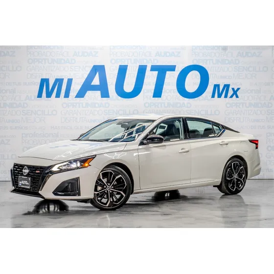 Nissan Altima 2.0 Sr Turbo Cvt