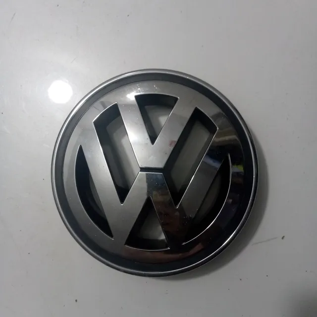Emblema Parrilla Frontal Bora