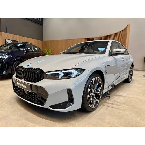 Bmw 330 Bmw 330e M Sport 2.0 Turbo (aut.) (híb.)
