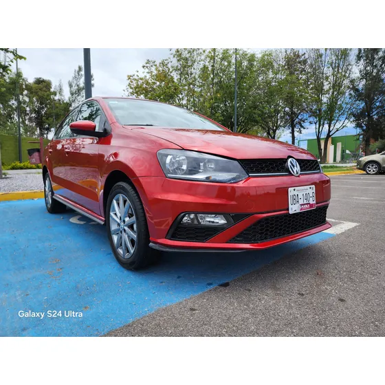 Volkswagen Vento 1.6 Confortline At