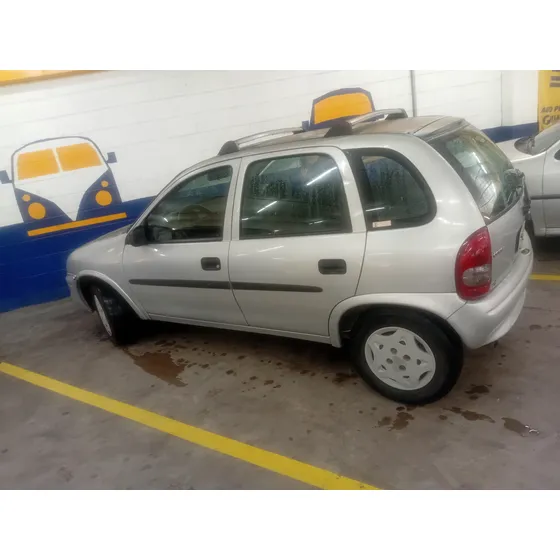 Chevrolet Corsa 1.6 Wind