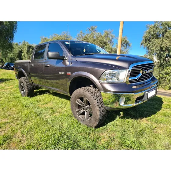 Ram 1500 5.7 Laramie Atx V8