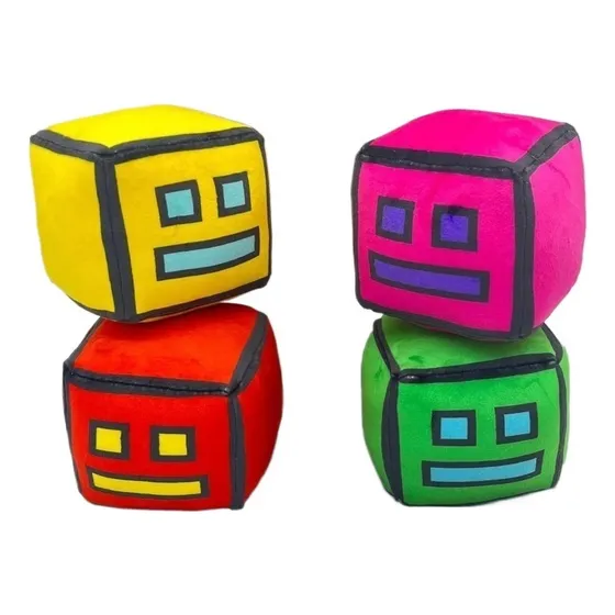 Perfect 4 Piezas Muñeco De Peluche,peluche Geometry Dash