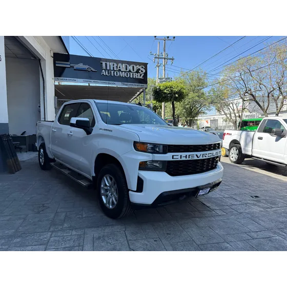 Chevrolet Silverado 4.3 2500 Cab Ext Ls V6 4x2 At
