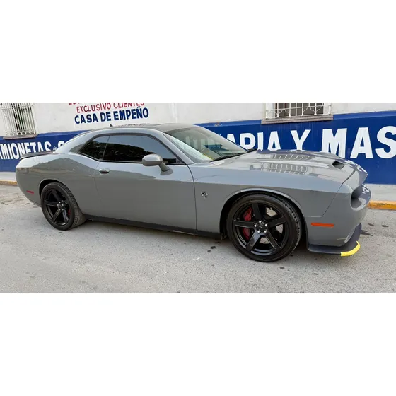 Dodge Challenger 6.2 Srt Hellc At