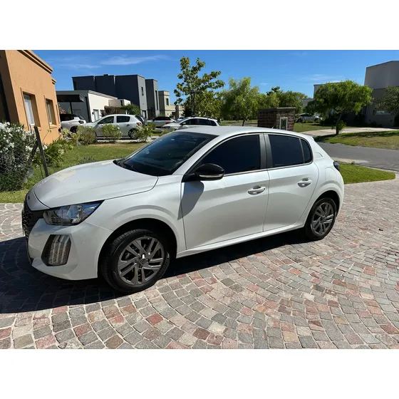 Peugeot 208 1.6 Allure At
