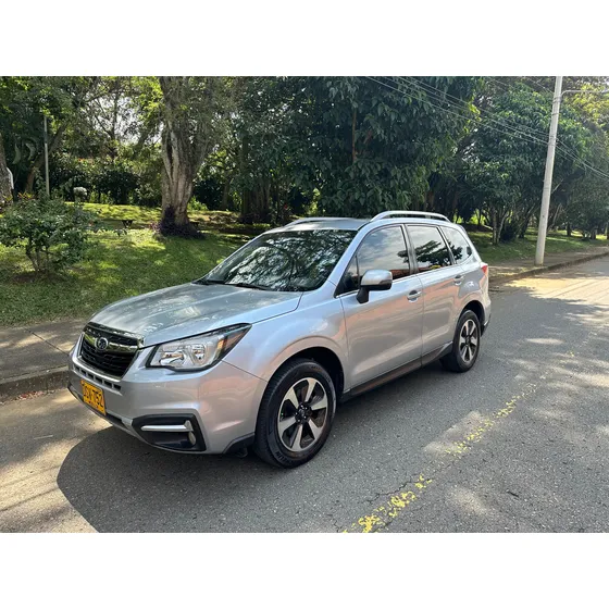 Subaru Forester 2.0 Cvt Premium