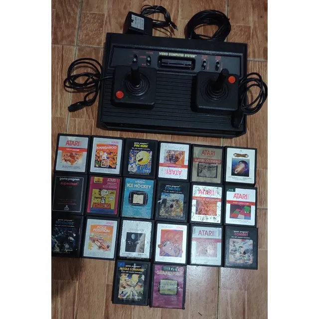 Consola Atari 2600 Con Juegos Negro