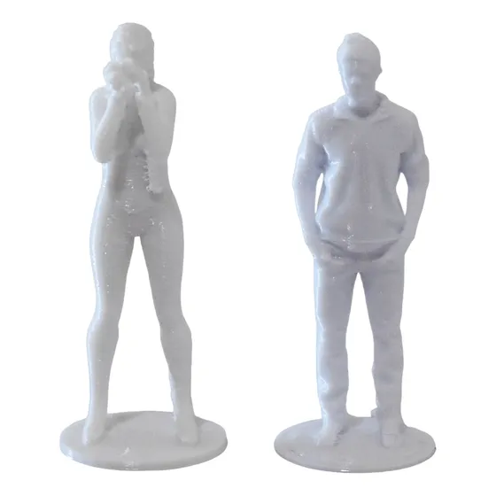 Figuras Personas A Escala Para Maquetas 1/50 Hombre Y Mujer