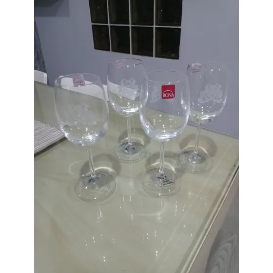 Juego De 4 Copas De Cristal Rona Slovakia Nuevas