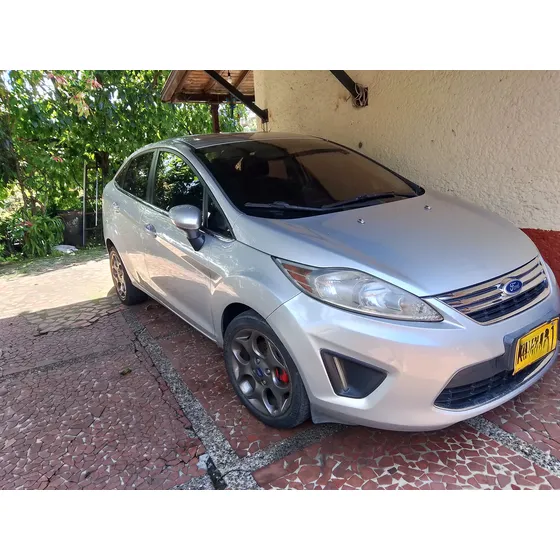 Ford Fiesta 1.6 Sportback Mec��nica