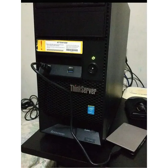 Servidor Lenovo Ts 140 32gb De Ram Y 4tb Almacenamiento