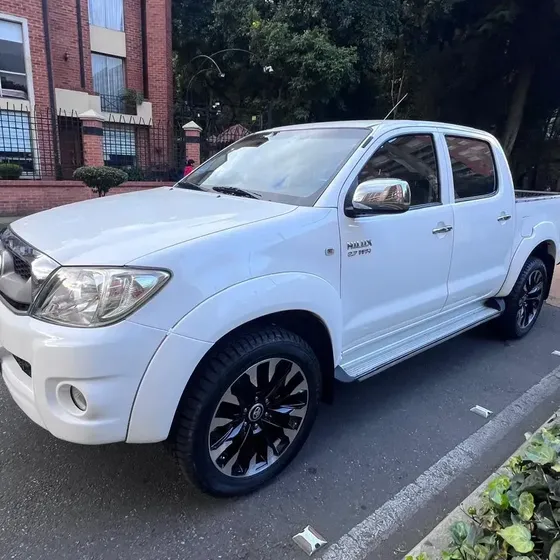 Toyota Hilux 2011 2.7 Imv 4x4