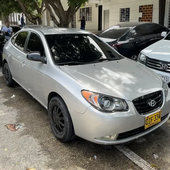 Hyundai Elantra 2010 2.0 Gls Supreme