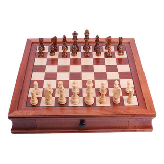 Juego De Ajedrez De Madera Magnético De Calidad Hecho A Juego De Ajedrez De Madera Magnético De Calidad Hecho A