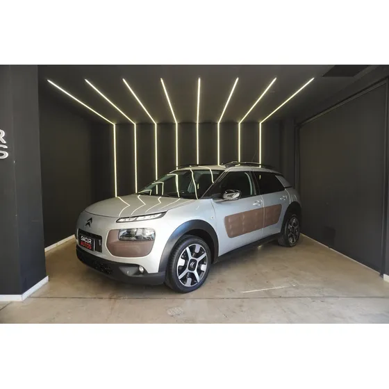 Citroën C4 Cactus 1.2 Pure Tech Shne At