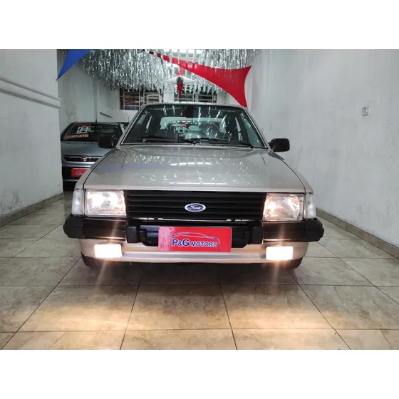 Ford Escort Gl 1.6