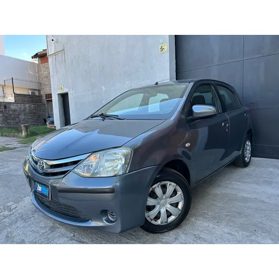 Toyota Etios 1.5 Xs