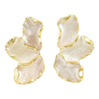 Versatile Korean And Japanese Style Clover Petal Earrings Fa Versatile Korean And Japanese Style Clover Petal Earrings Fa