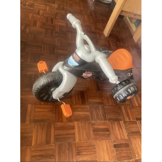 Triciclo Fisher Price