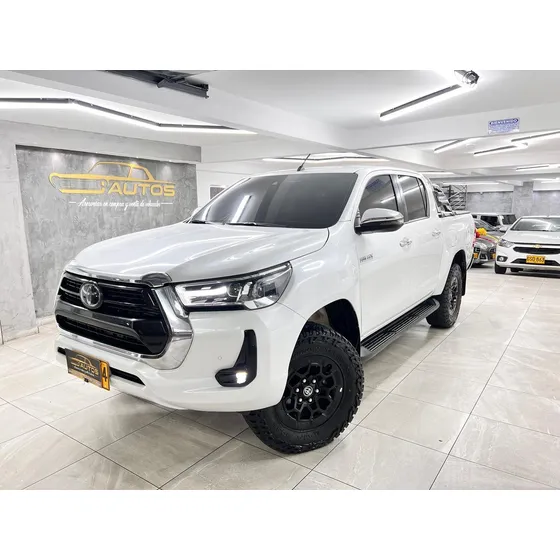 Toyota Hilux Srx Diesel At 2.8 4*4 2024