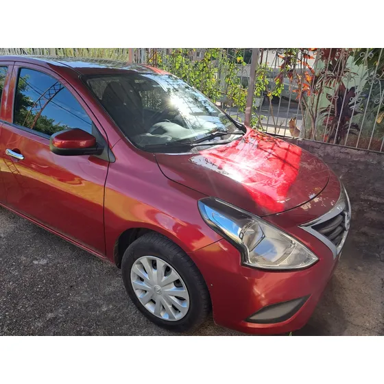 Nissan Versa 1.6 Advance