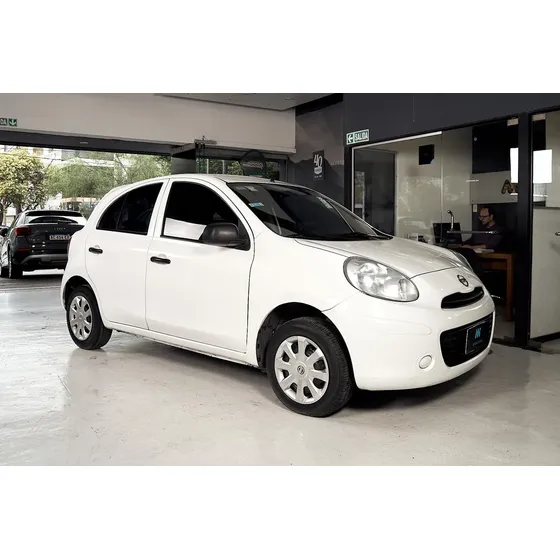 Nissan March 1.6 Active 107cv