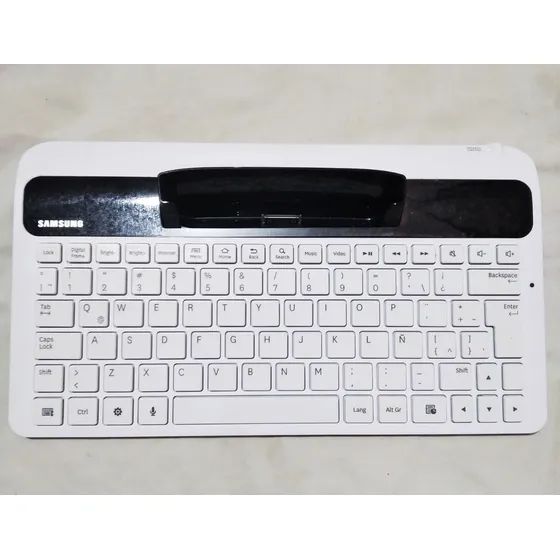 Teclado Samsung Galaxy Keyboard  Dock Original (blanco)