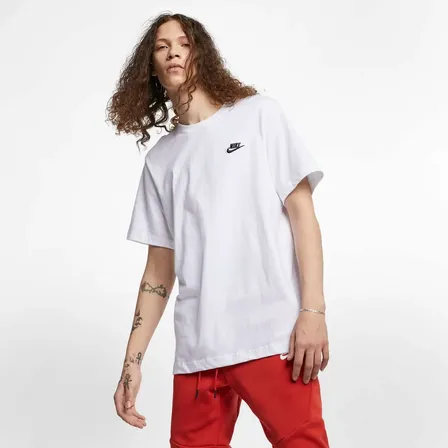 Camiseta Nike Sportswear Club Masculina