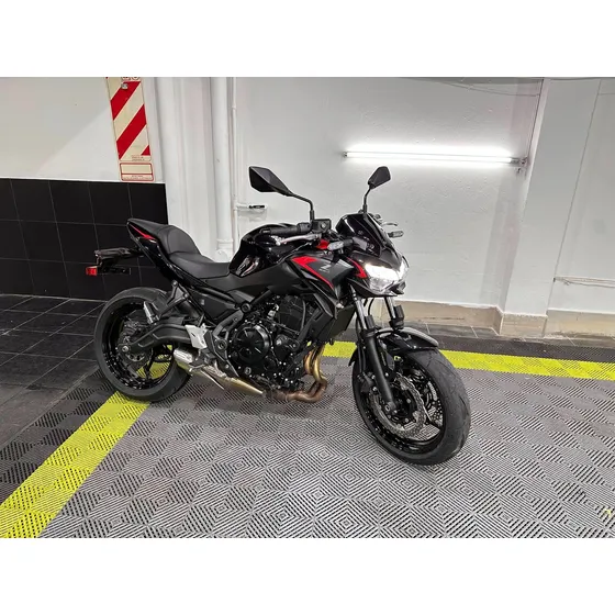 Kawasaki Z650 2024
