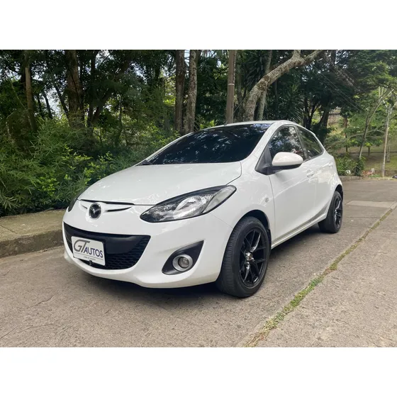 Mazda 2 1.5 Hb Automático