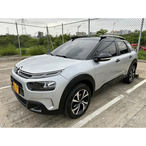 Citroën C4 Cactus 1.6 Shine Turbo Aut