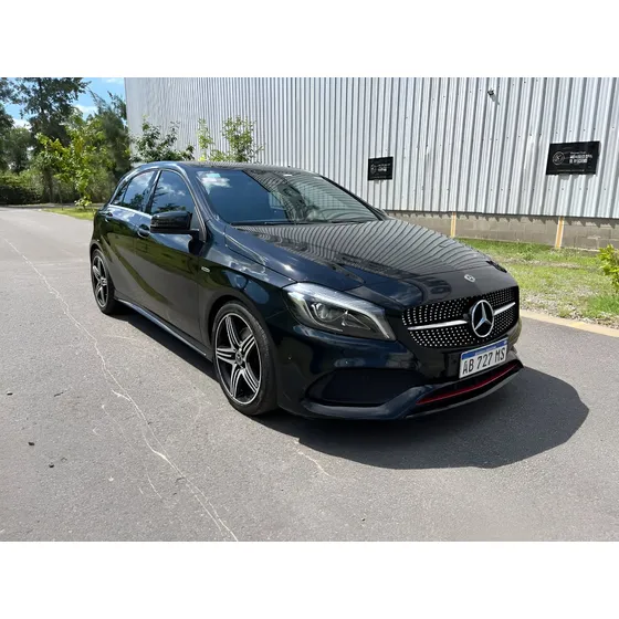 Mercedes-benz Clase A 2.0 A250 Amg-line 211cv