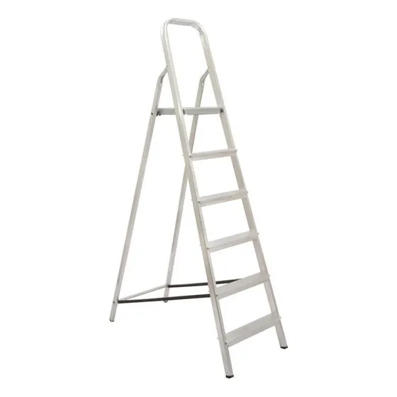 Escalera de Aluminio de 6 Peldaños Maestro 04506
