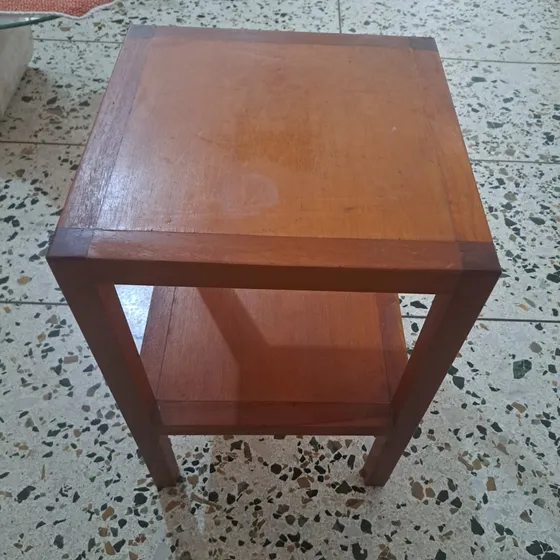 Mesitas De  Madera  Laqueadas 