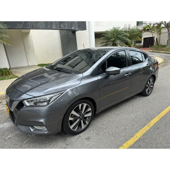 Nissan Versa 1.6 Exclusive