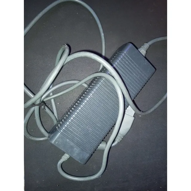 Fuent De Poder Xbox 360 Fat (probada Y Con Mantenimiento)