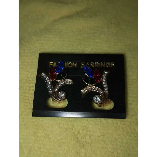 Zarcillos De Pedrería Con Dorado