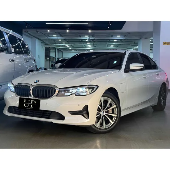 Bmw 330e 2.0 330e Iperformance Premium
