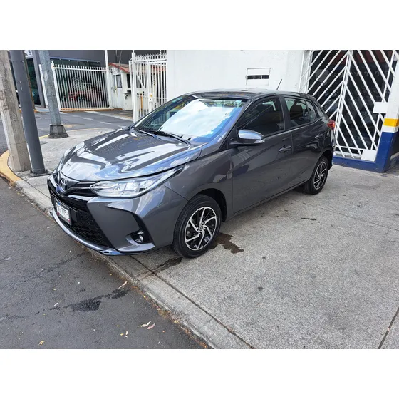 Toyota Yaris 1.5 5p S At Cvt