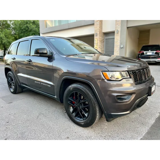 Jeep Grand Cherokee 3.7 Limited 3.6 4x2 At