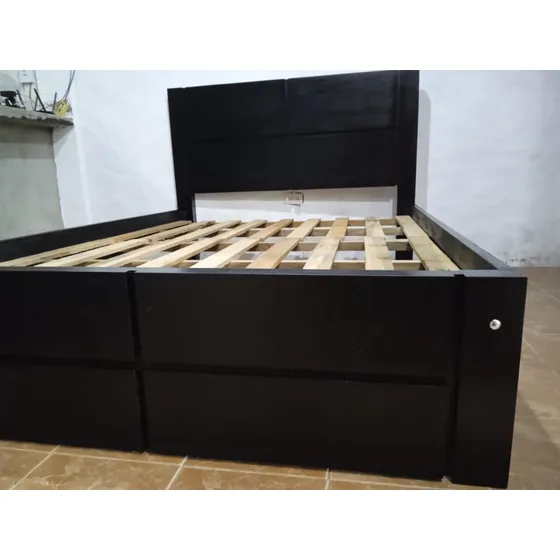 Cama Matrimonial Cuadros 
