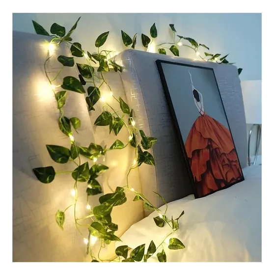 Enredadera Artificial Hojas 2.1m Verde Con Luz Led A Pilas 
