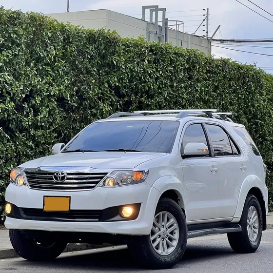 Toyota Fortuner 2016 2.7l 4x2 At