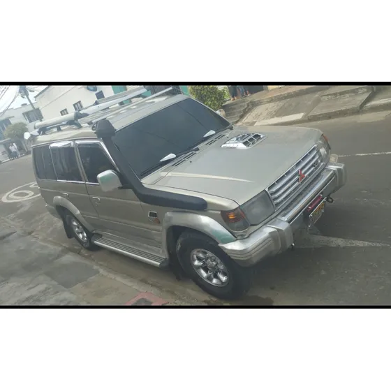 Mitsubishi Montero 3.0 V43 Wagon