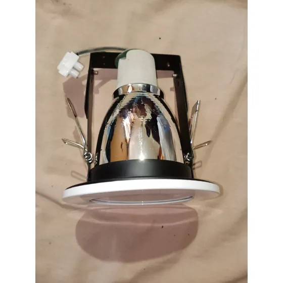 Luminaria Tipo Spot Empotrable 4 1x13w Tipo De Rosca  E27
